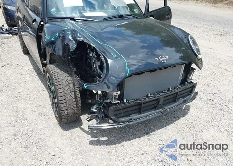 2025 Mini Hardtop Cooper from USA, damaged, VIN WMW43GD07S2W82987